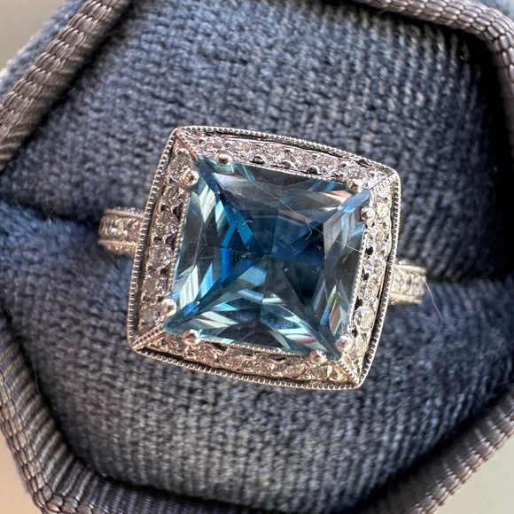 Designer SIMON G ~ .88 TCW Diamond and 8MM Aquamarine Ring in 18K White Gold - Picture 2 of 15
